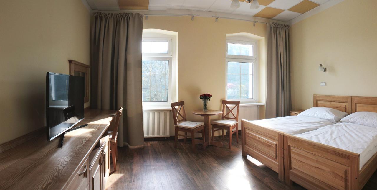 Hotel Orix Jáchymov Eksteriør billede