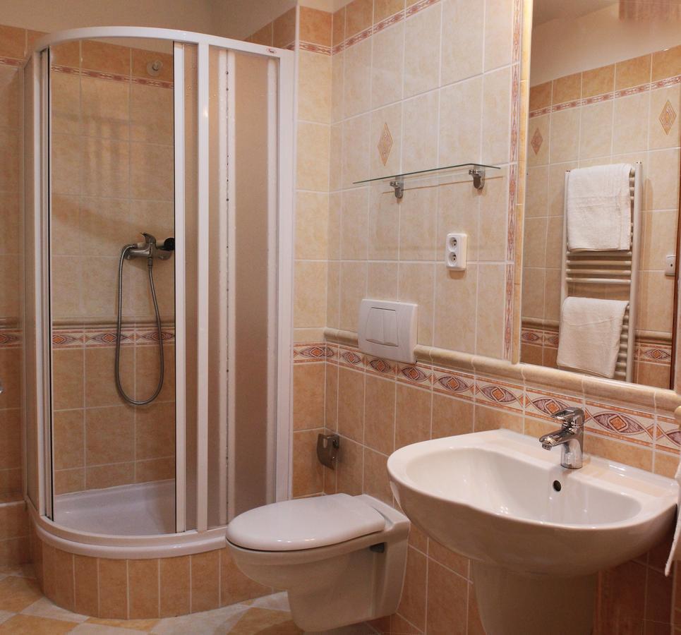 Hotel Orix Jáchymov Eksteriør billede