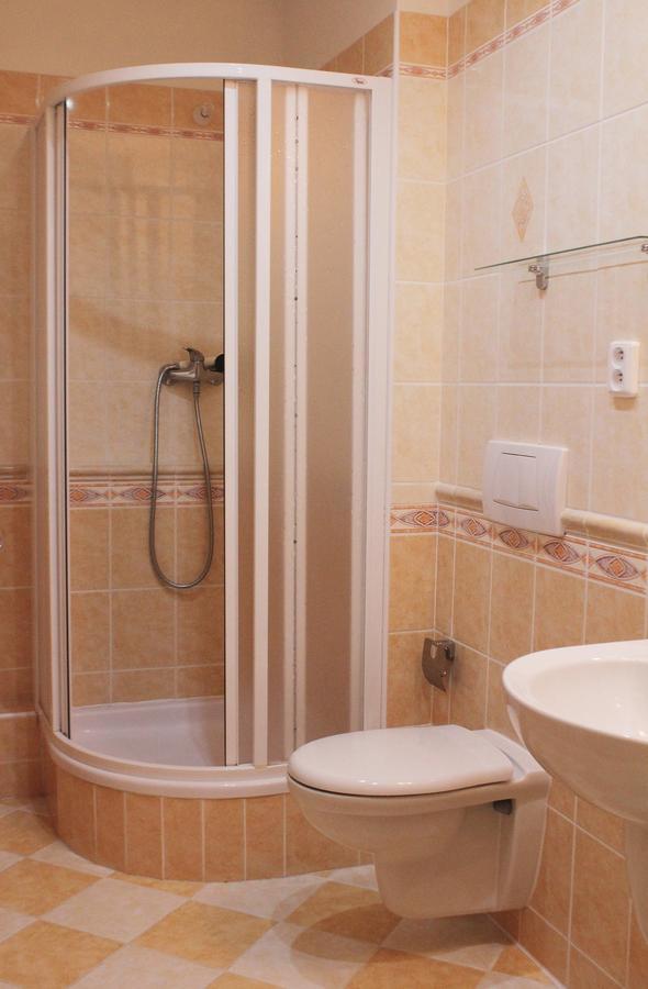 Hotel Orix Jáchymov Eksteriør billede