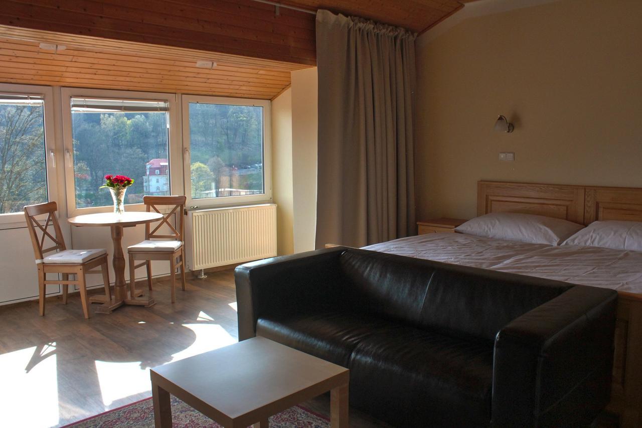 Hotel Orix Jáchymov Eksteriør billede