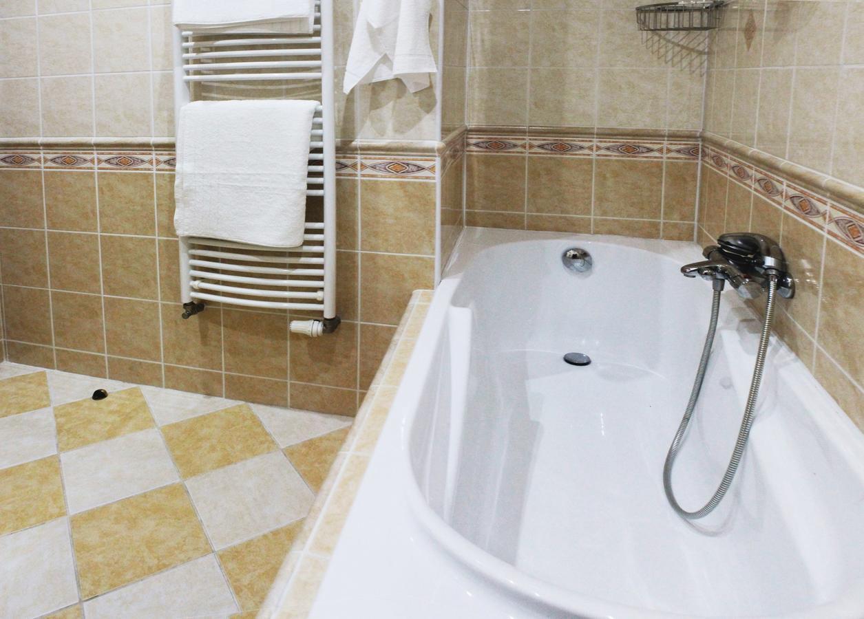Hotel Orix Jáchymov Eksteriør billede